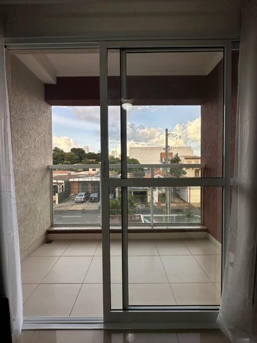 Apto Apolo - 3 Dorm Wifi São Carlos Kültér fotó